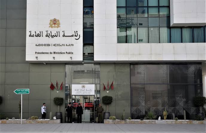 رئيس هيئة الضمير الوطني يتقدم بشكايتين إلى النيابة العامة ضد الفنان عادل المدكوري بسبب التحريض والإساءة لهيبة المؤسسات