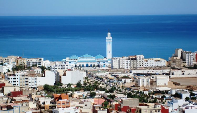 التحقيق في دعوات للاحتجاج بالفنيدق تتزعمها أحزاب في الأغلبية المسيرة بالجماعة