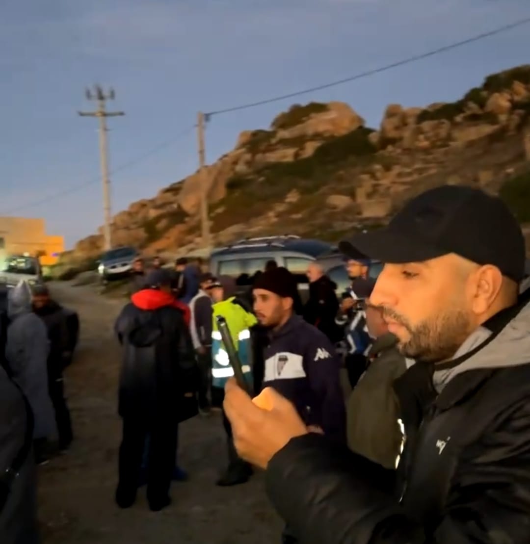 احتجاجات في “الدالية” ضواحي طنجة بعد قرار منع الصيد بالقصبة لدواعٍ أمنية