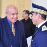 عامل الإقليم يشرف على حفل توشيح موظفين بأوسمة ملكية سامية ….