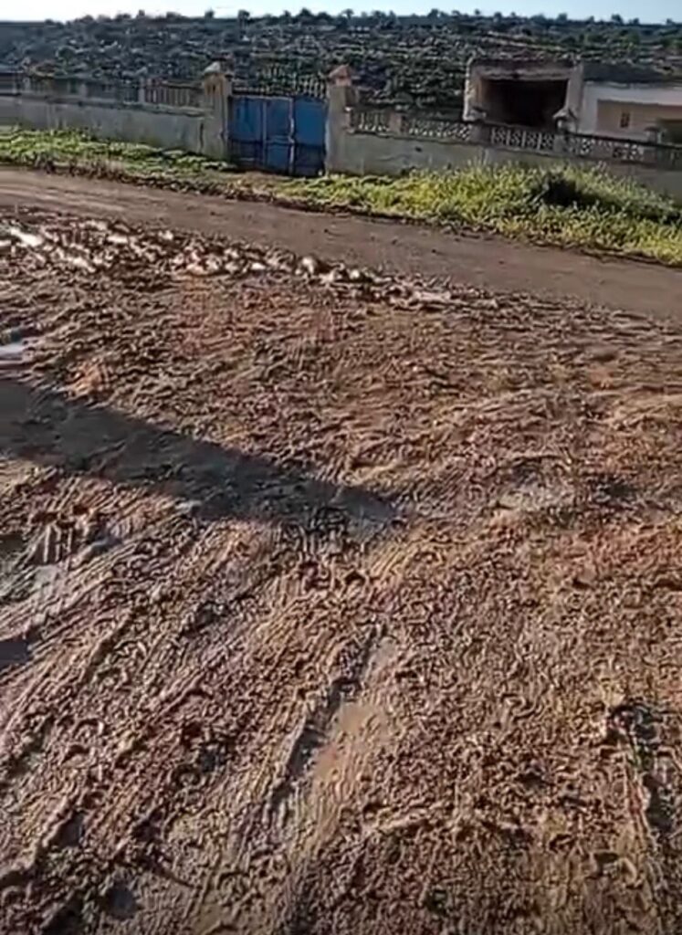 معاناة الساكنة في دواوير جماعة إمي نتليت… طريق وحيدة في حاجة ماسّة للتعبيد